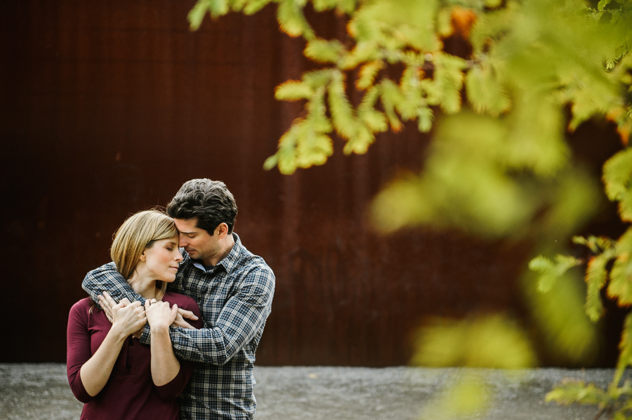 olympic-sculpture-park-fall-engagement-session-8