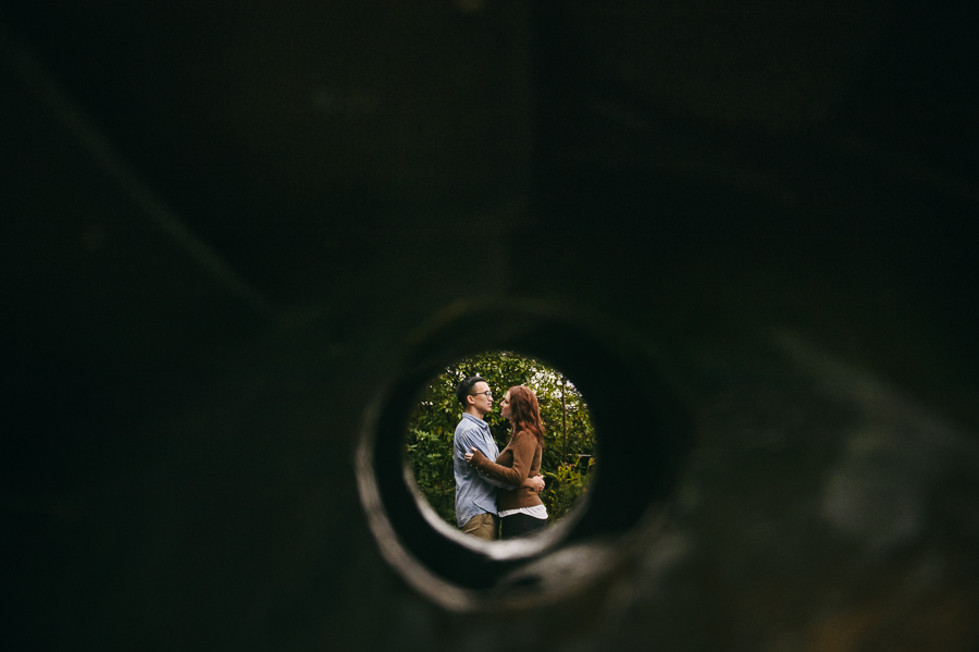 snoqualmie-falls-fall-rainy-engagement-session-5