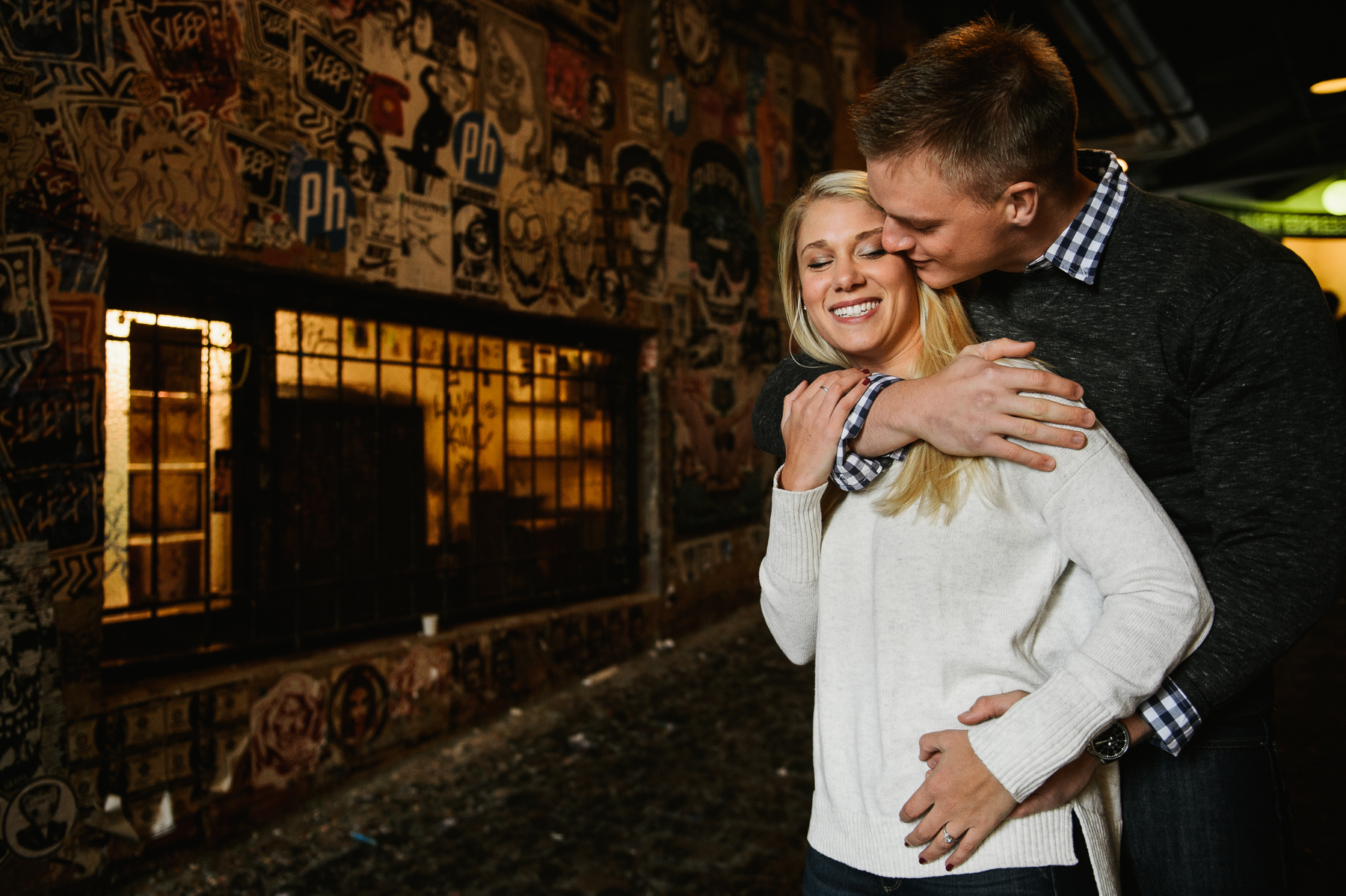 seattle-pike-place-market-engagement-session-9
