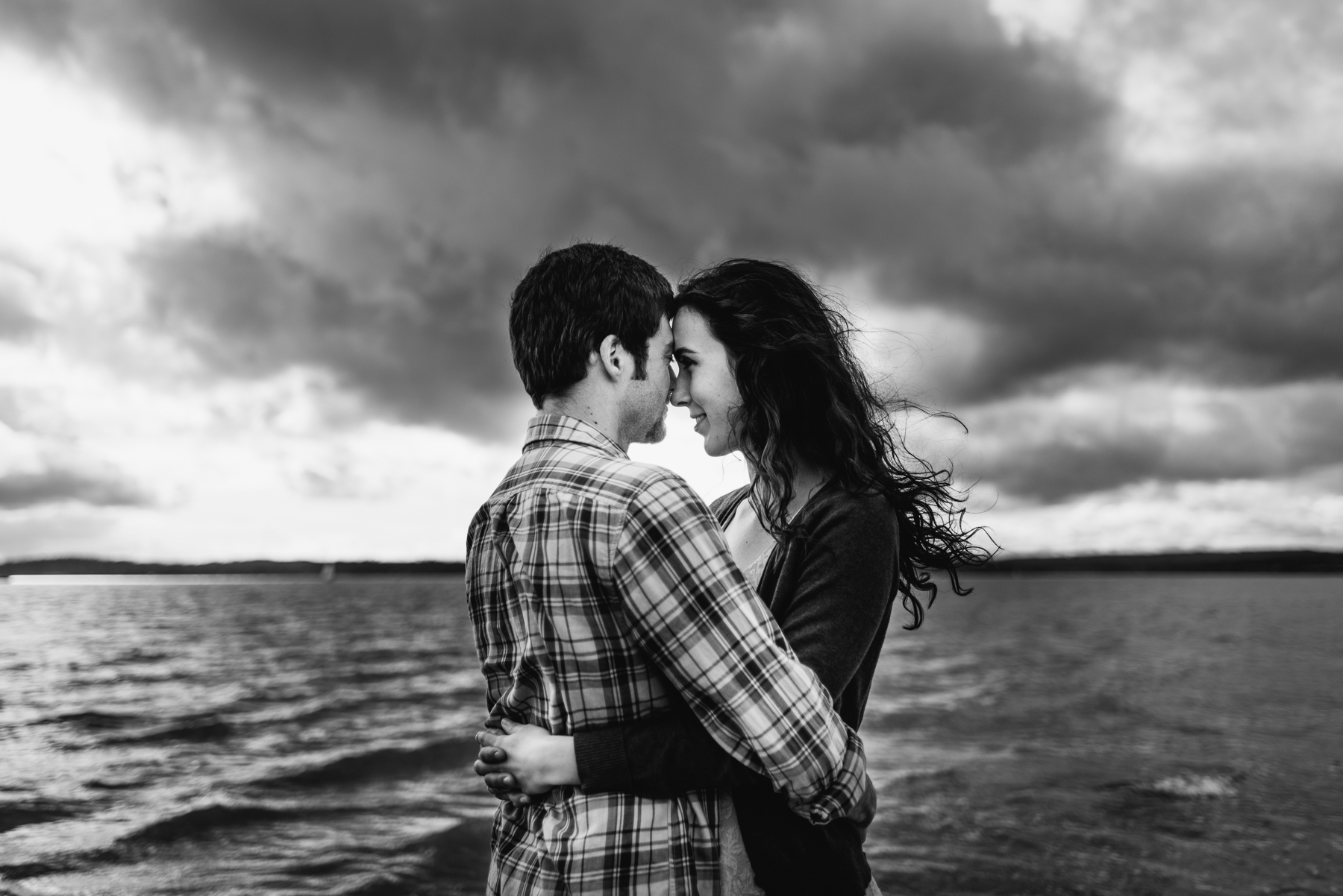 discovery-park-beach-engagement-seattle-10