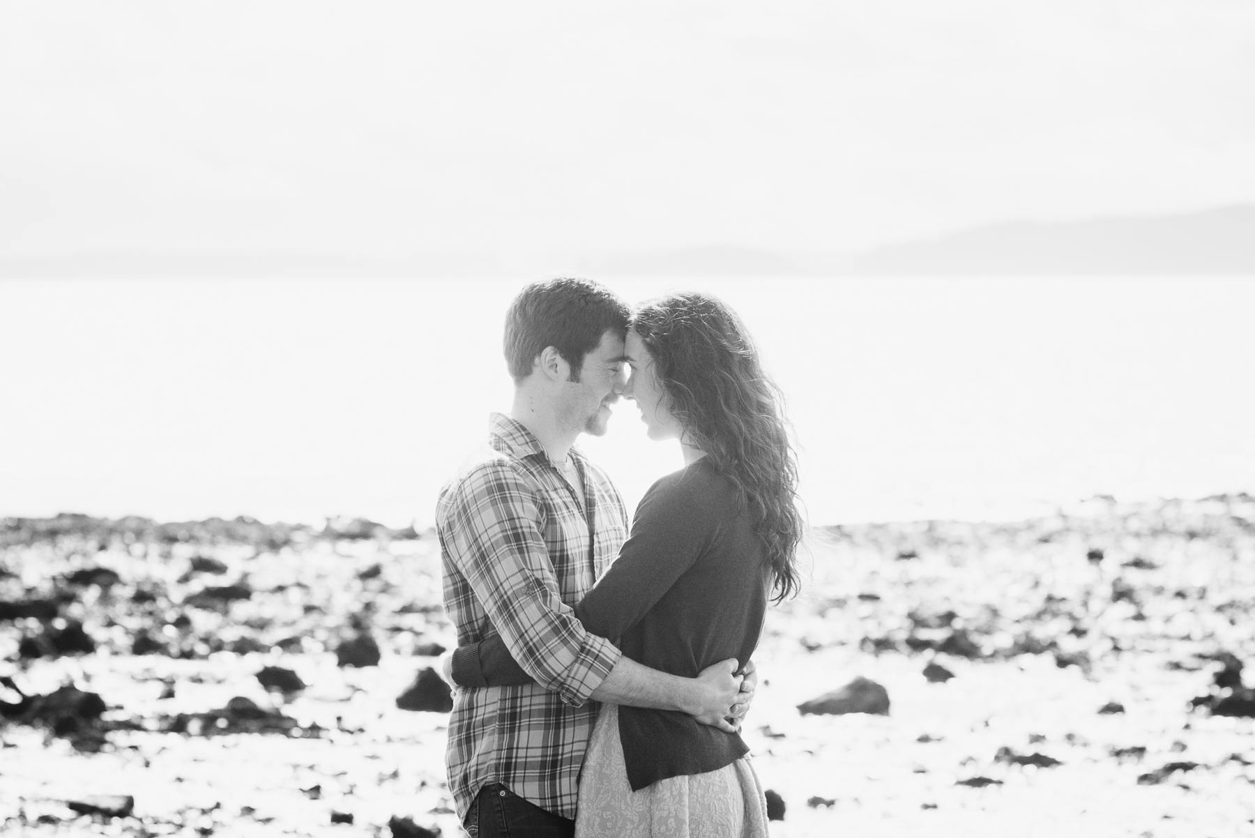 discovery-park-beach-engagement-seattle-14