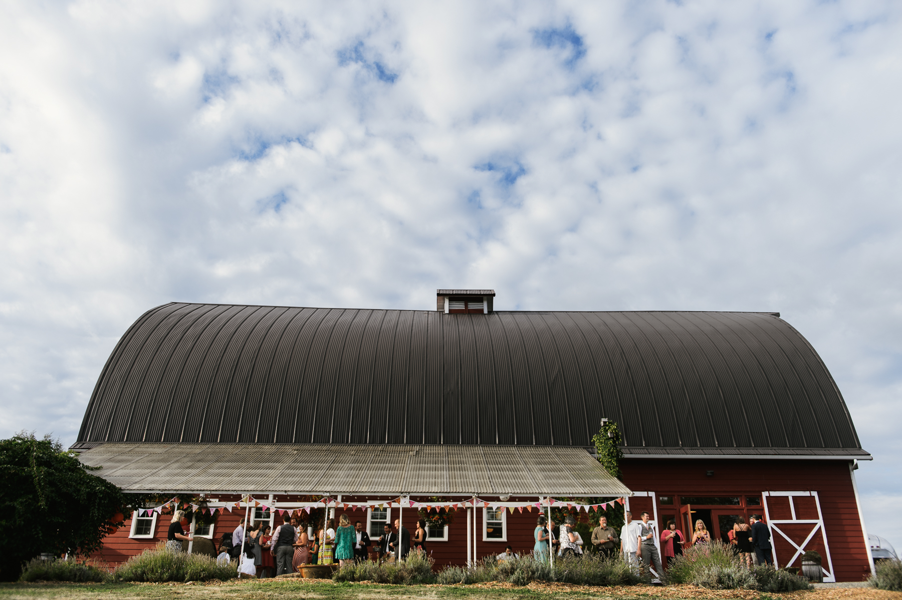 red-barn-studio-wedding-chehalis-washington-21