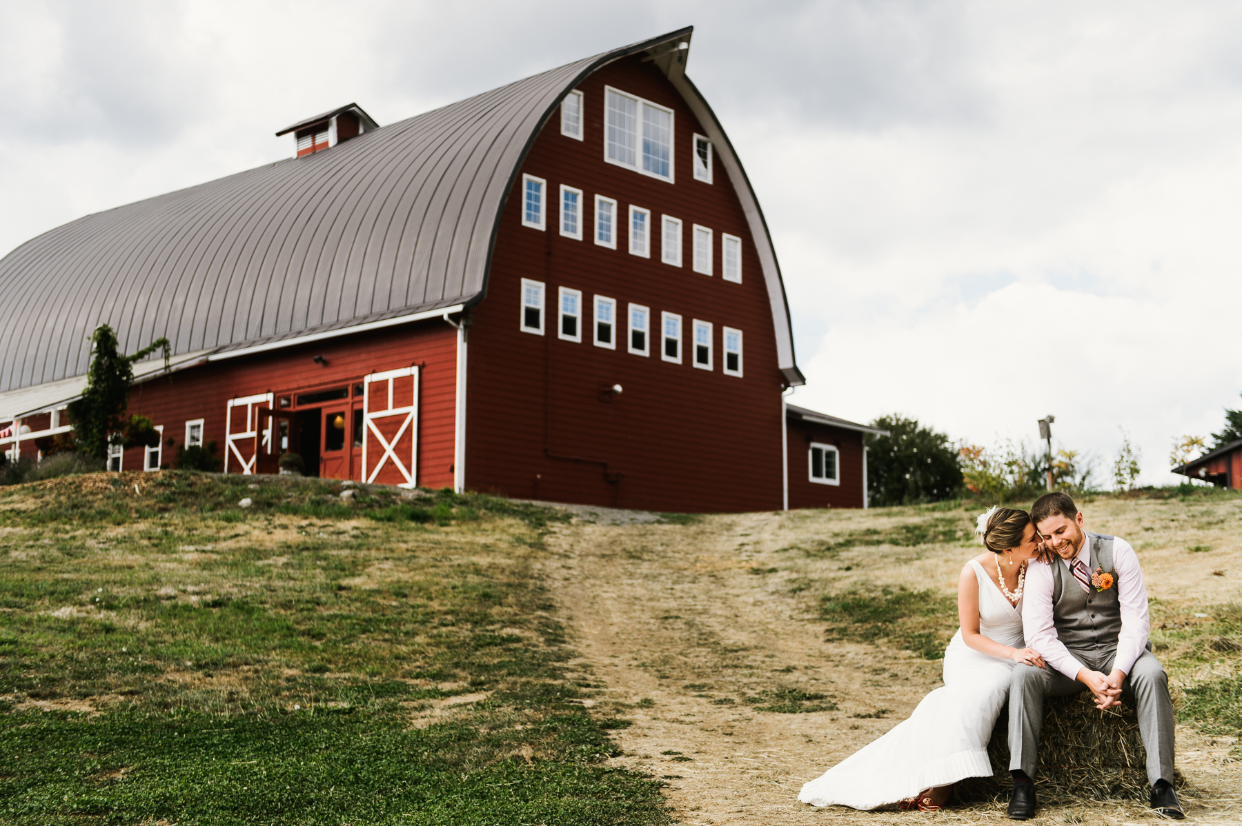 red-barn-studio-wedding-chehalis-washington-33