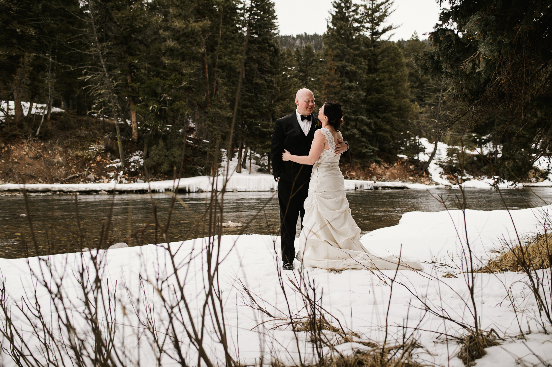 rainbow ranch bride and groom portraits