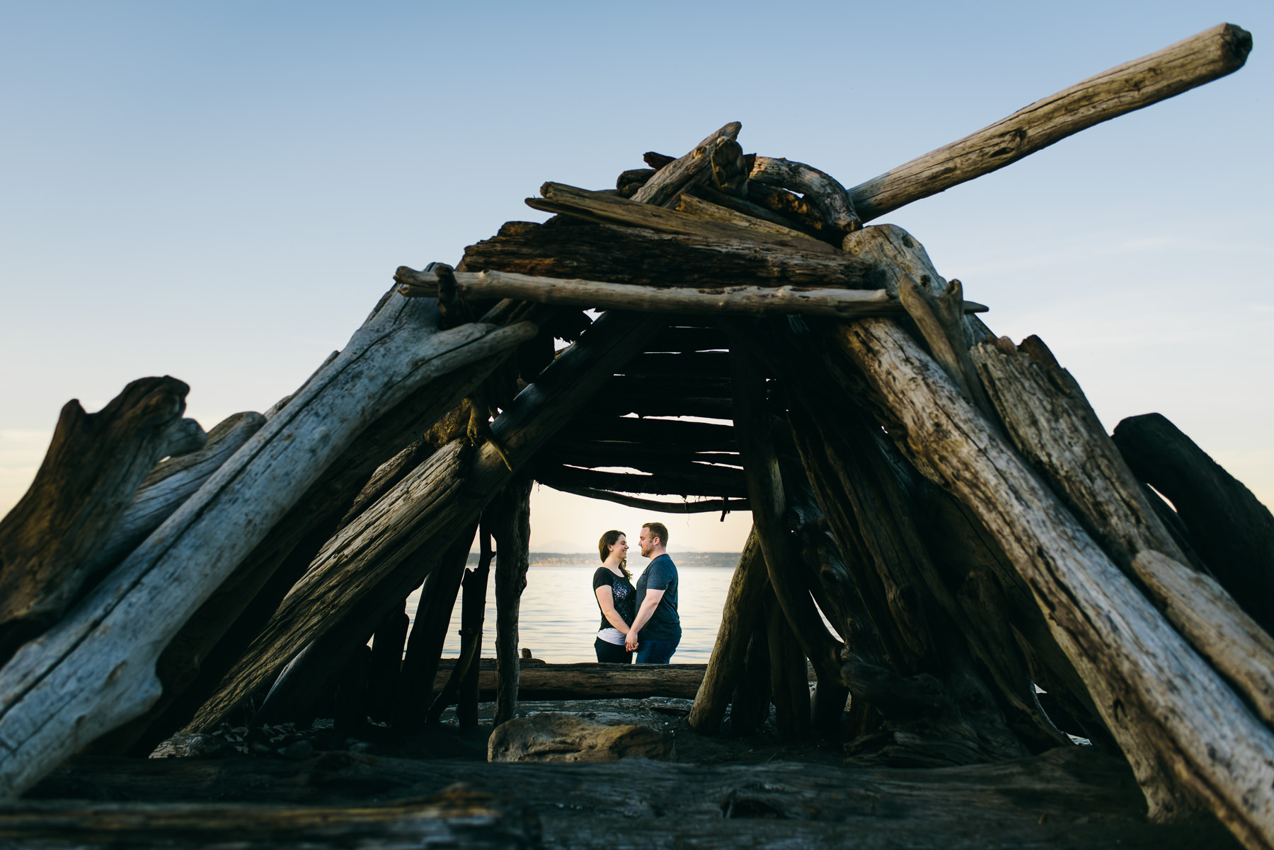 fay brainbridge driftwood fort engagement