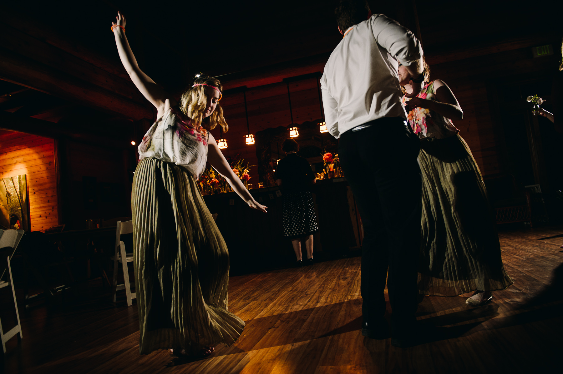 lake dale resort reception dancing