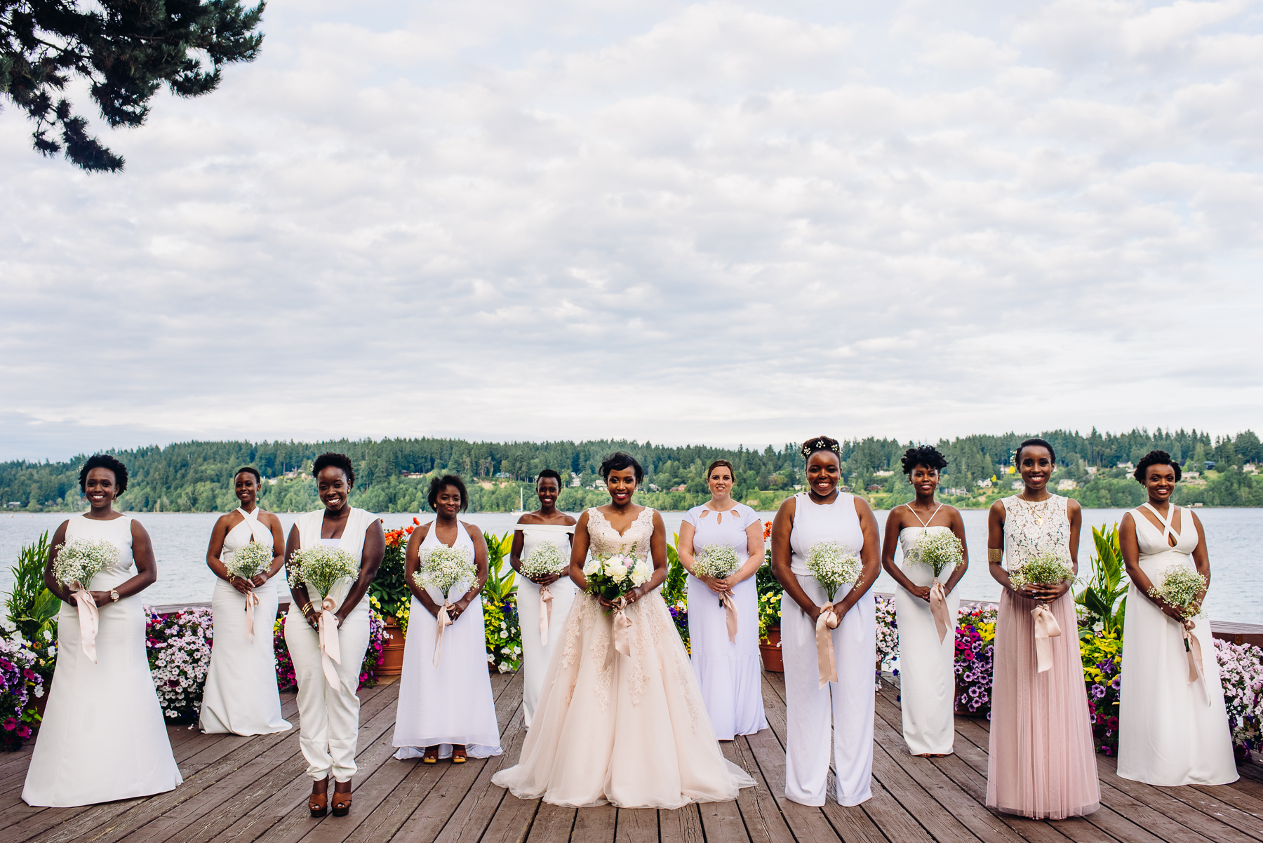 bridal party kiana lodge wedding photos 