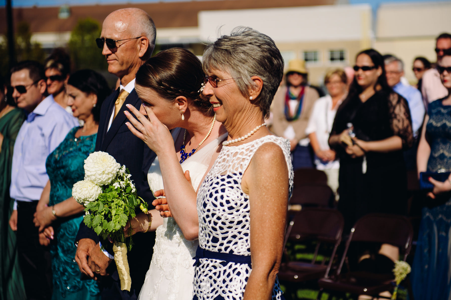 university-of-puget-sound-baseball-feild-wedding-photos-28