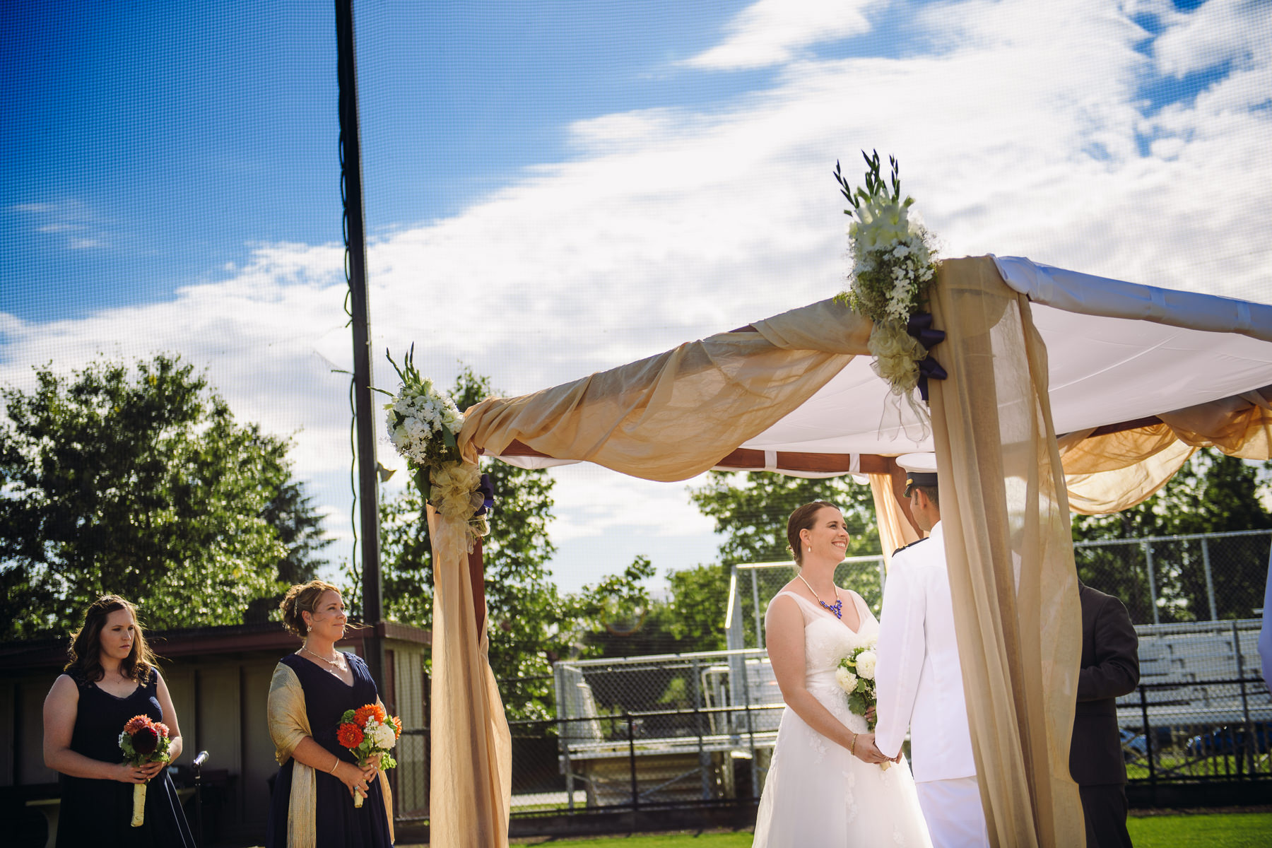 university-of-puget-sound-baseball-feild-wedding-photos-34