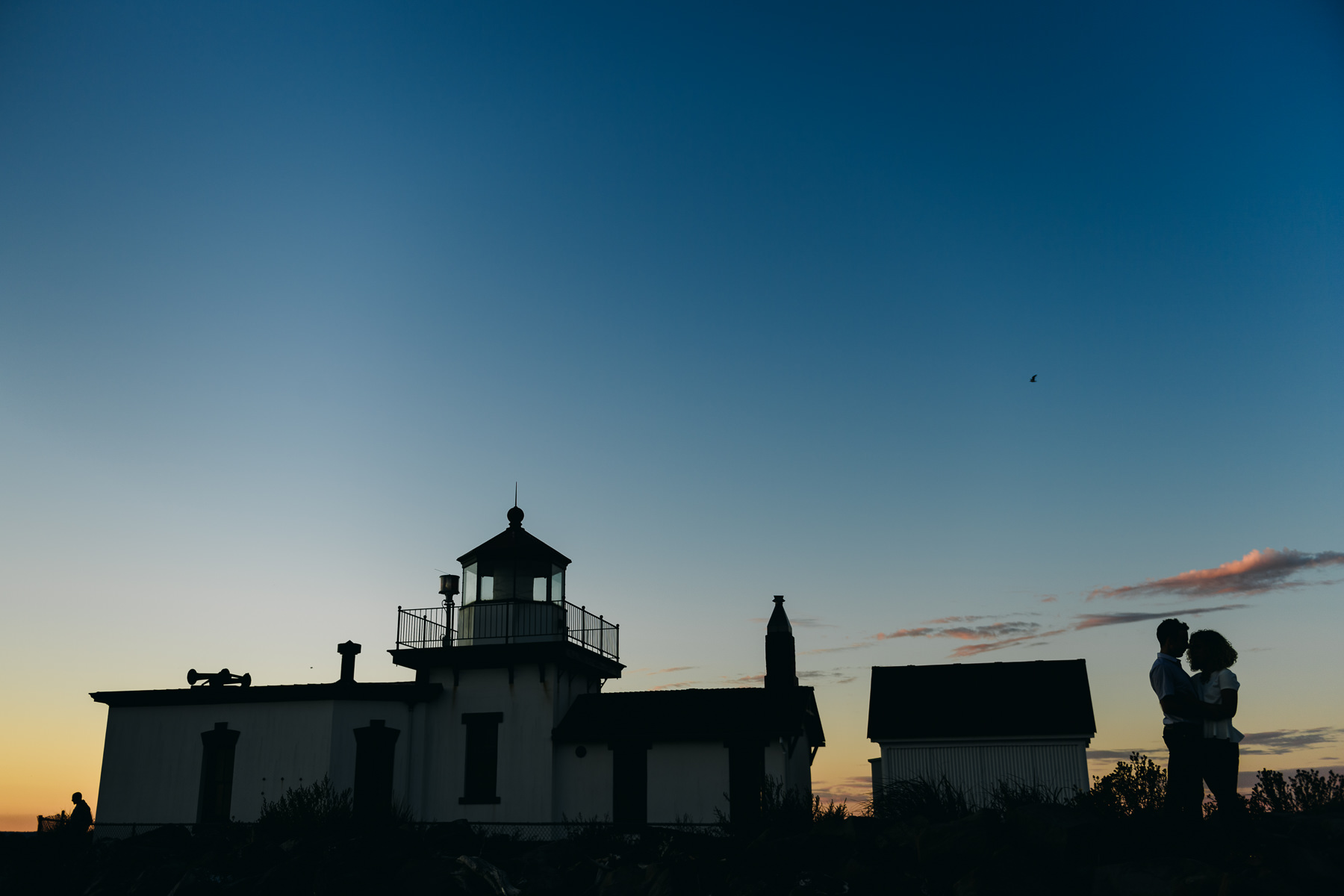 discovery park lighthouse engagement photos