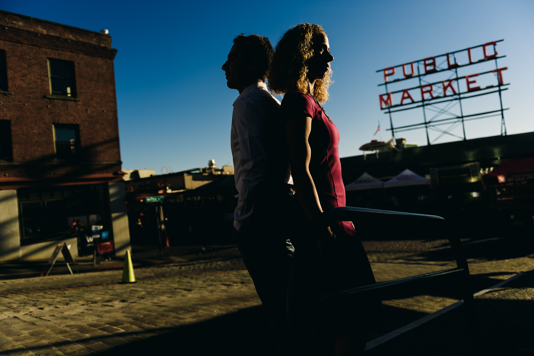 creative pike place market engagement session