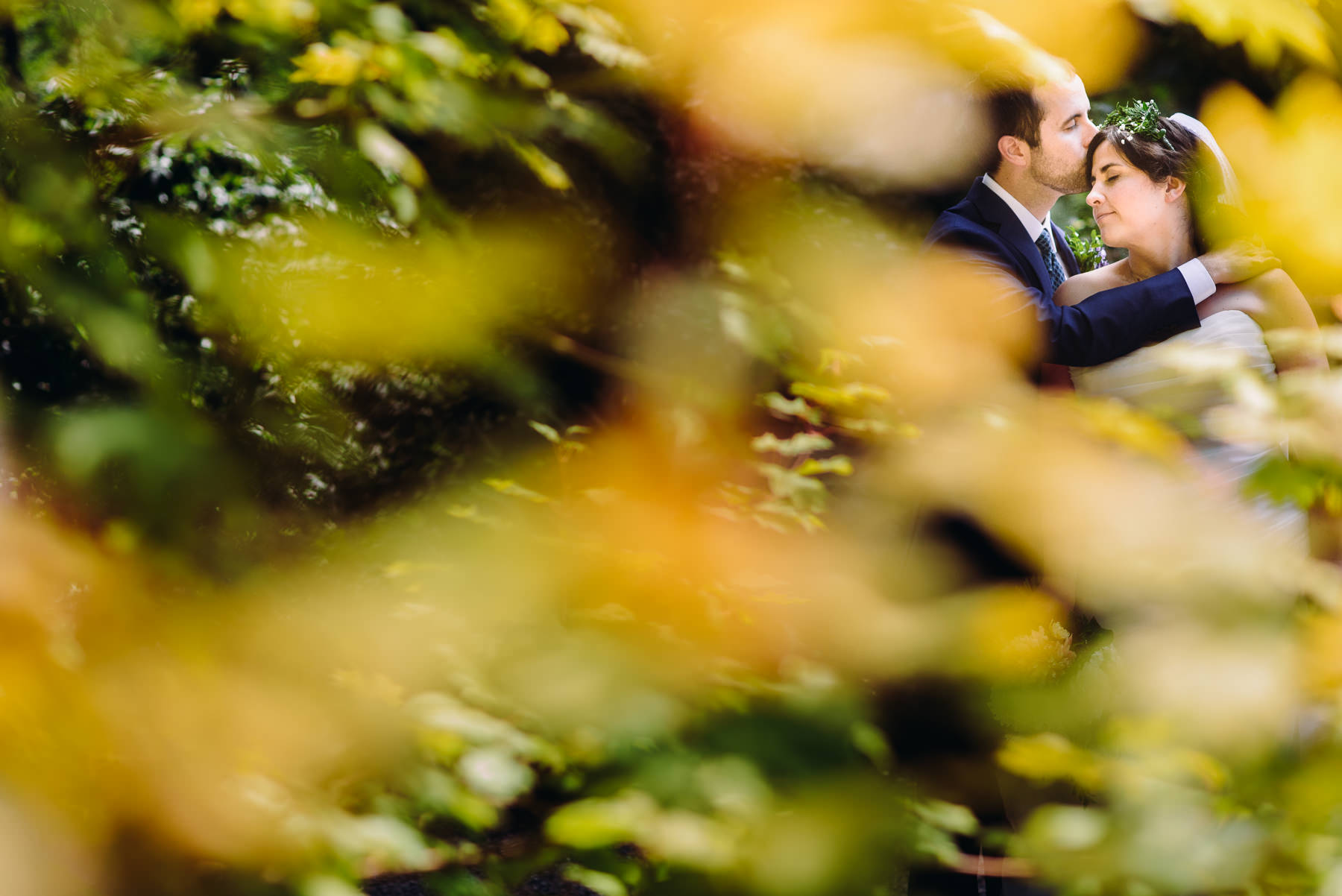 lake wilderness lodge wedding portraits 