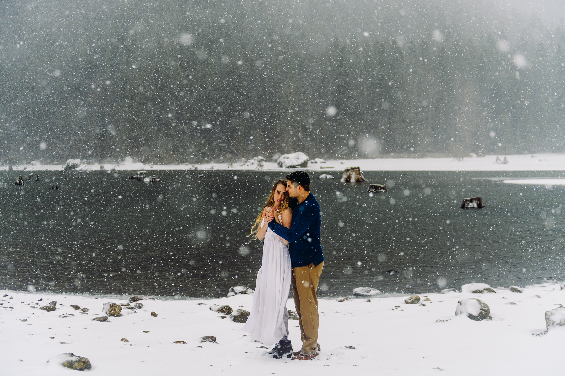 rattlesnake lake snowy engagement photos