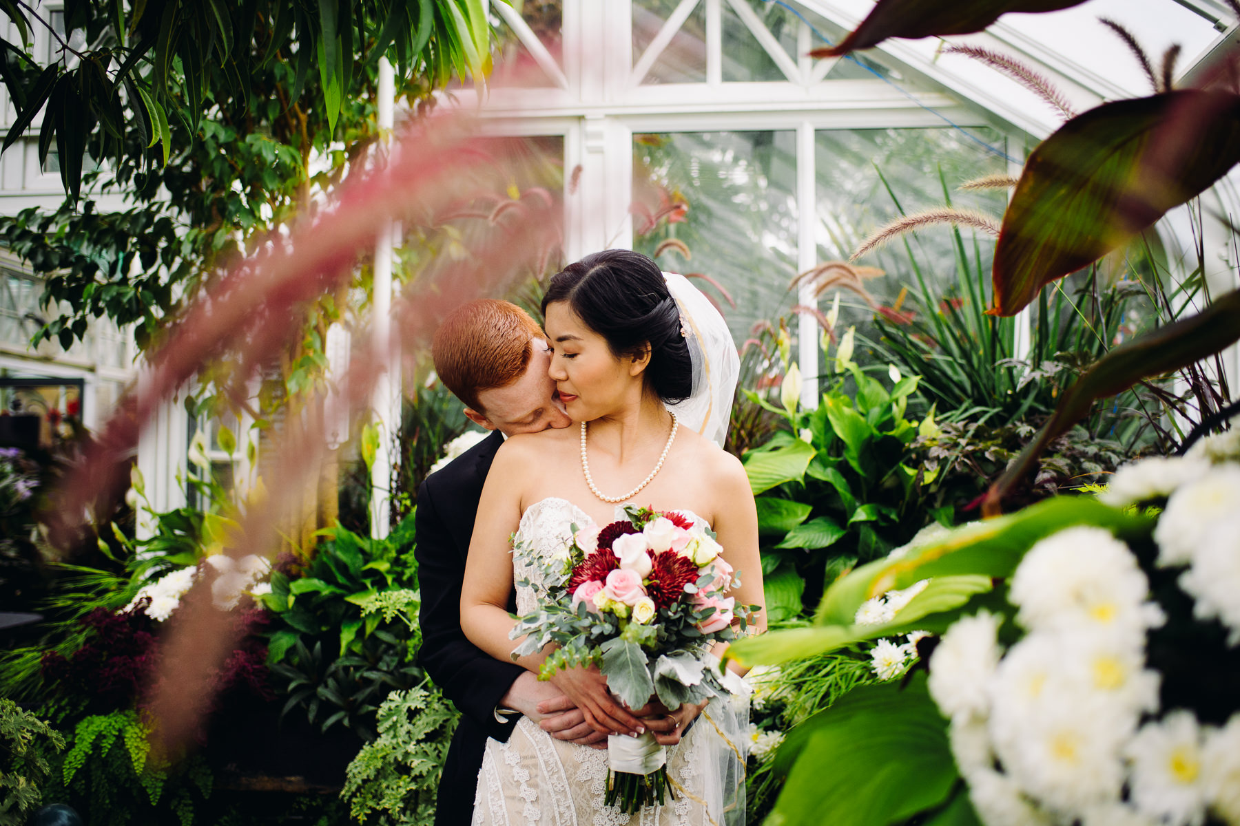 volunteer park conservatory wedding photos