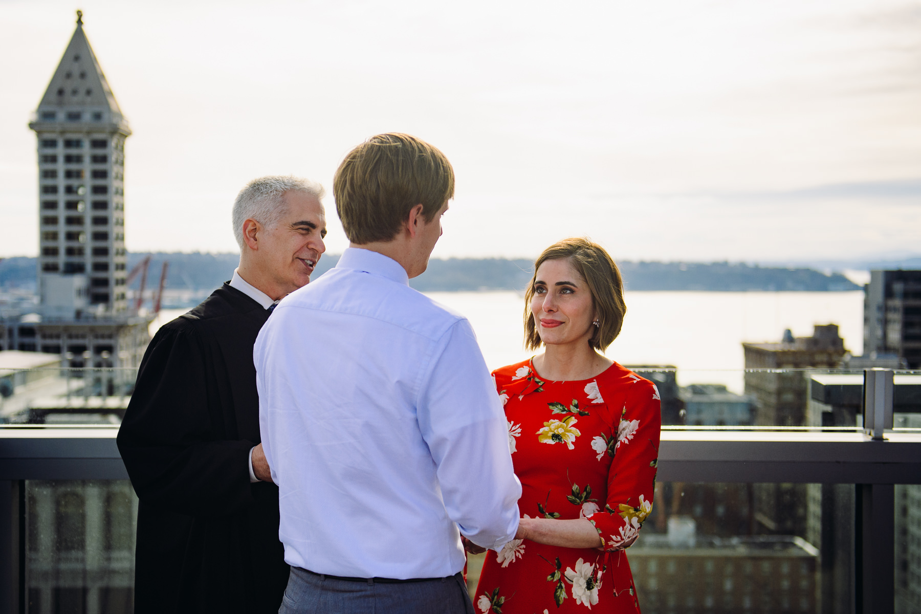 seattle-roof-top-wedding-photo