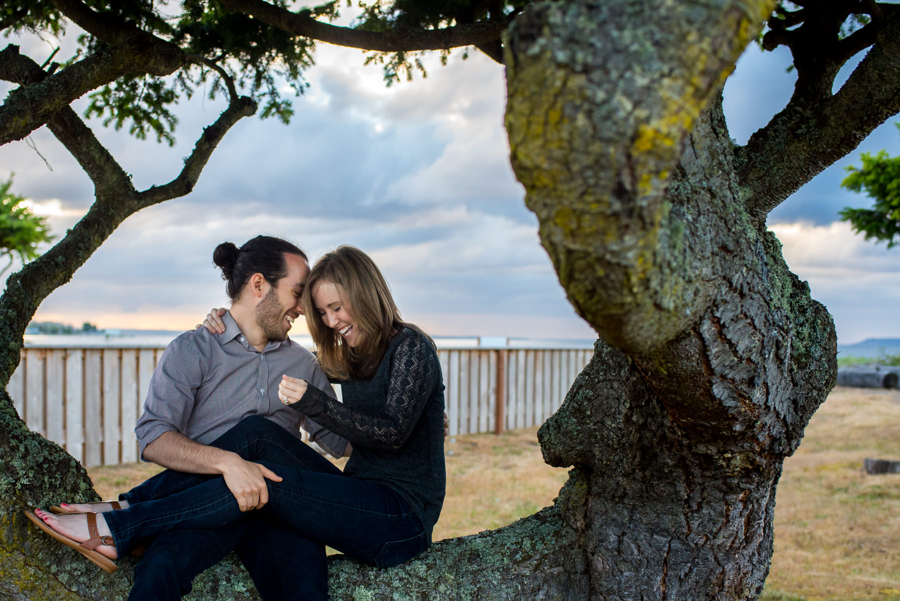 tree house engagement session