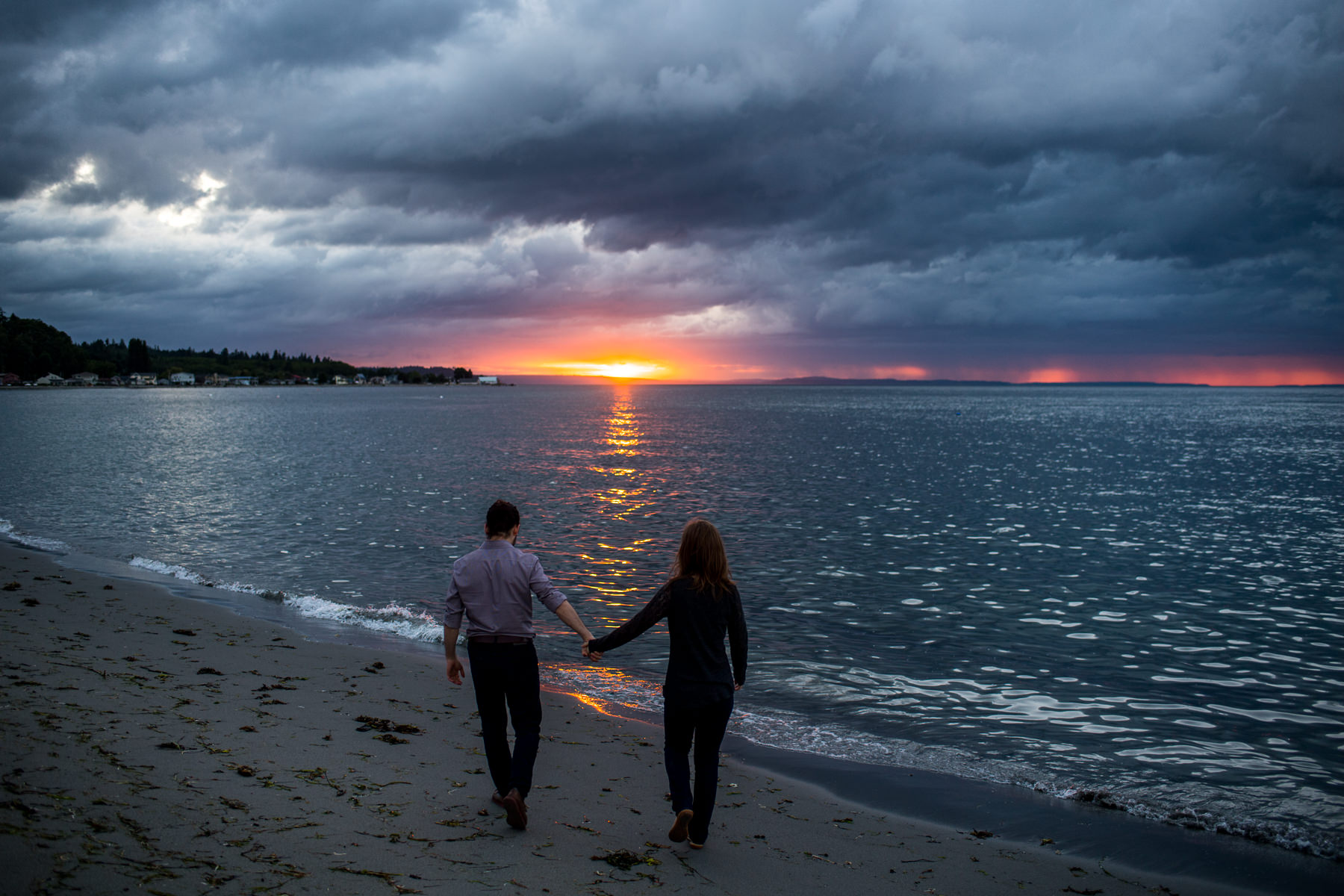 dramatic seattle engagement session