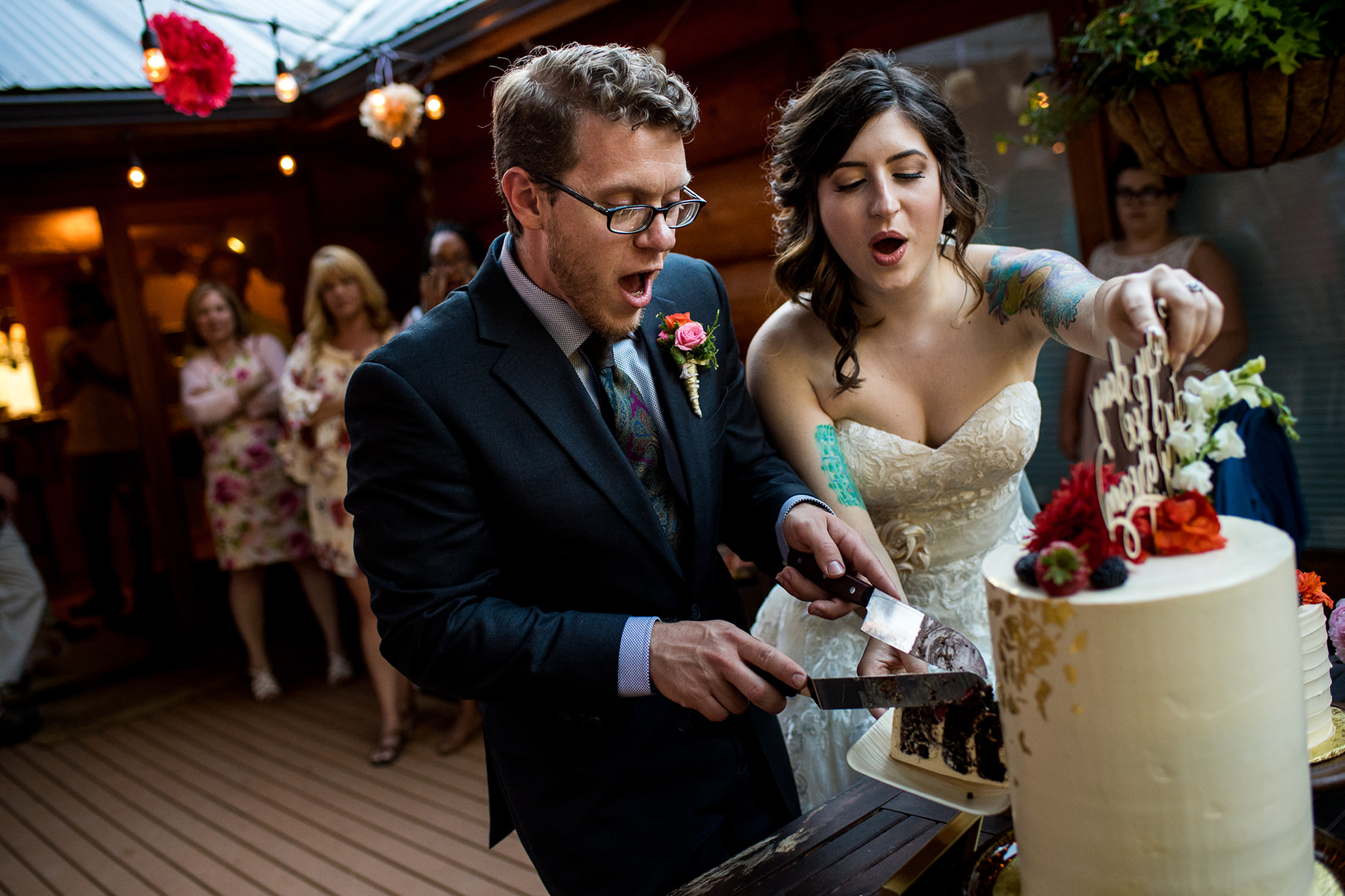 Bellingham backyard wedding cake cutting