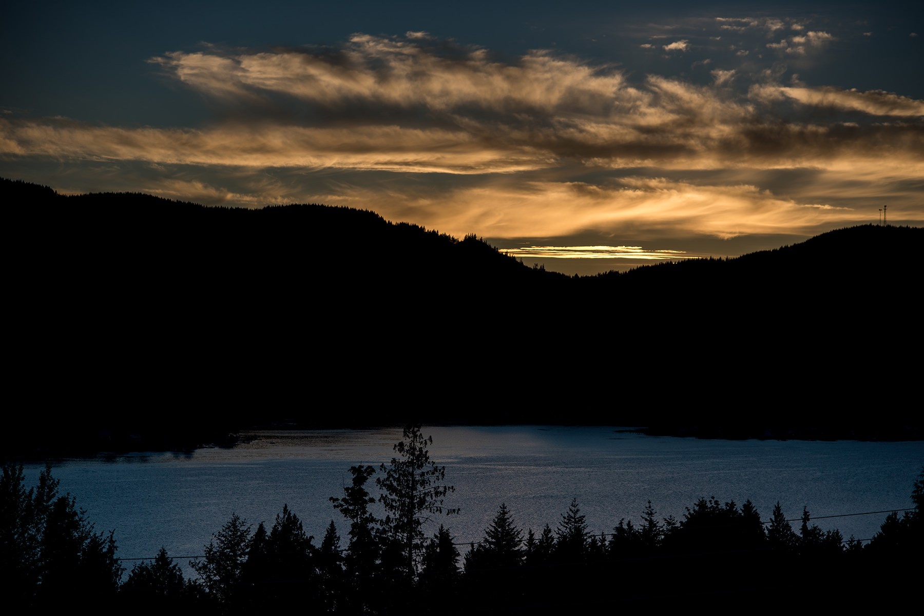 lake smish bellingham wedding view