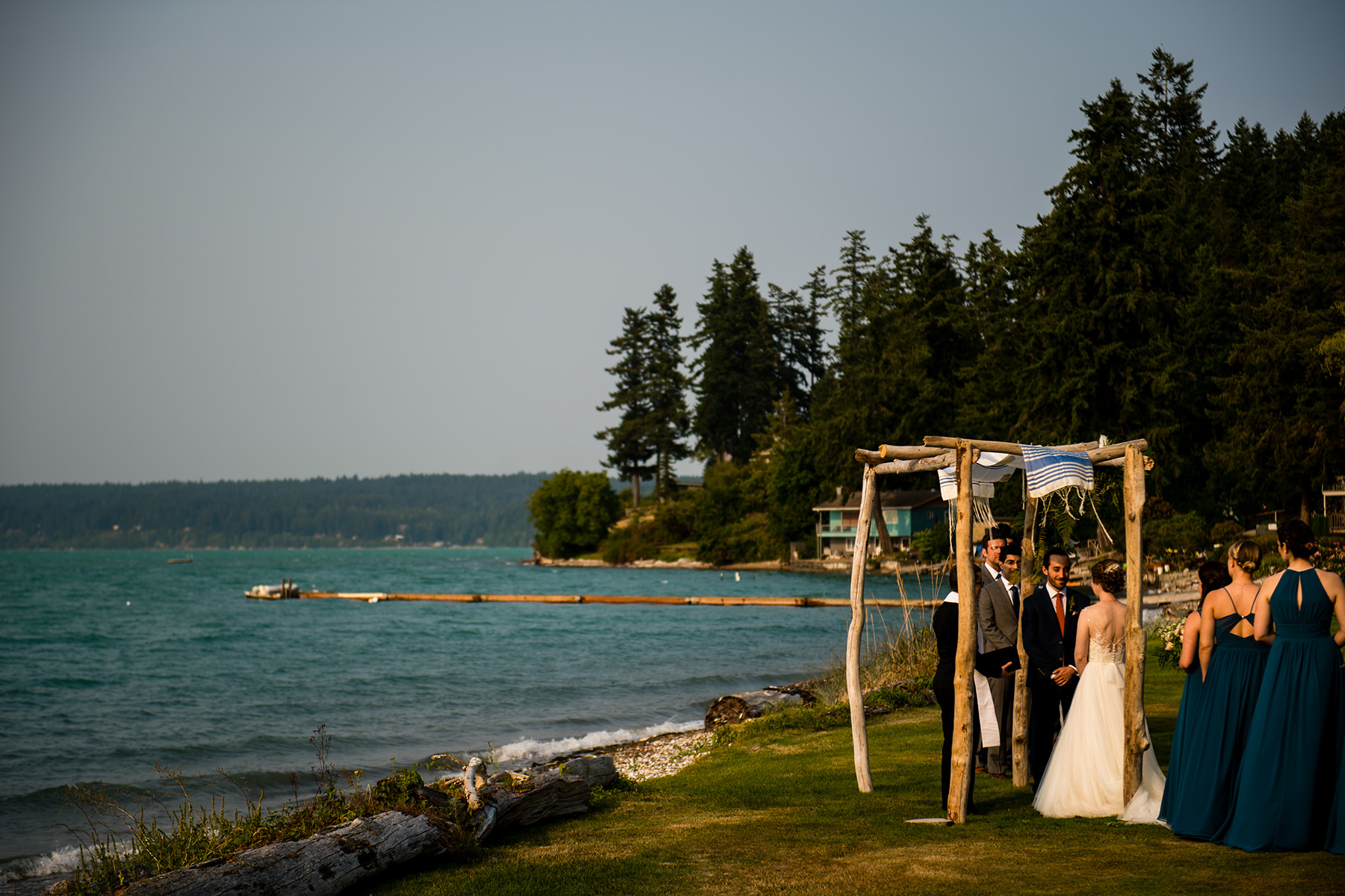 kitsap waterfront wedding ceremony